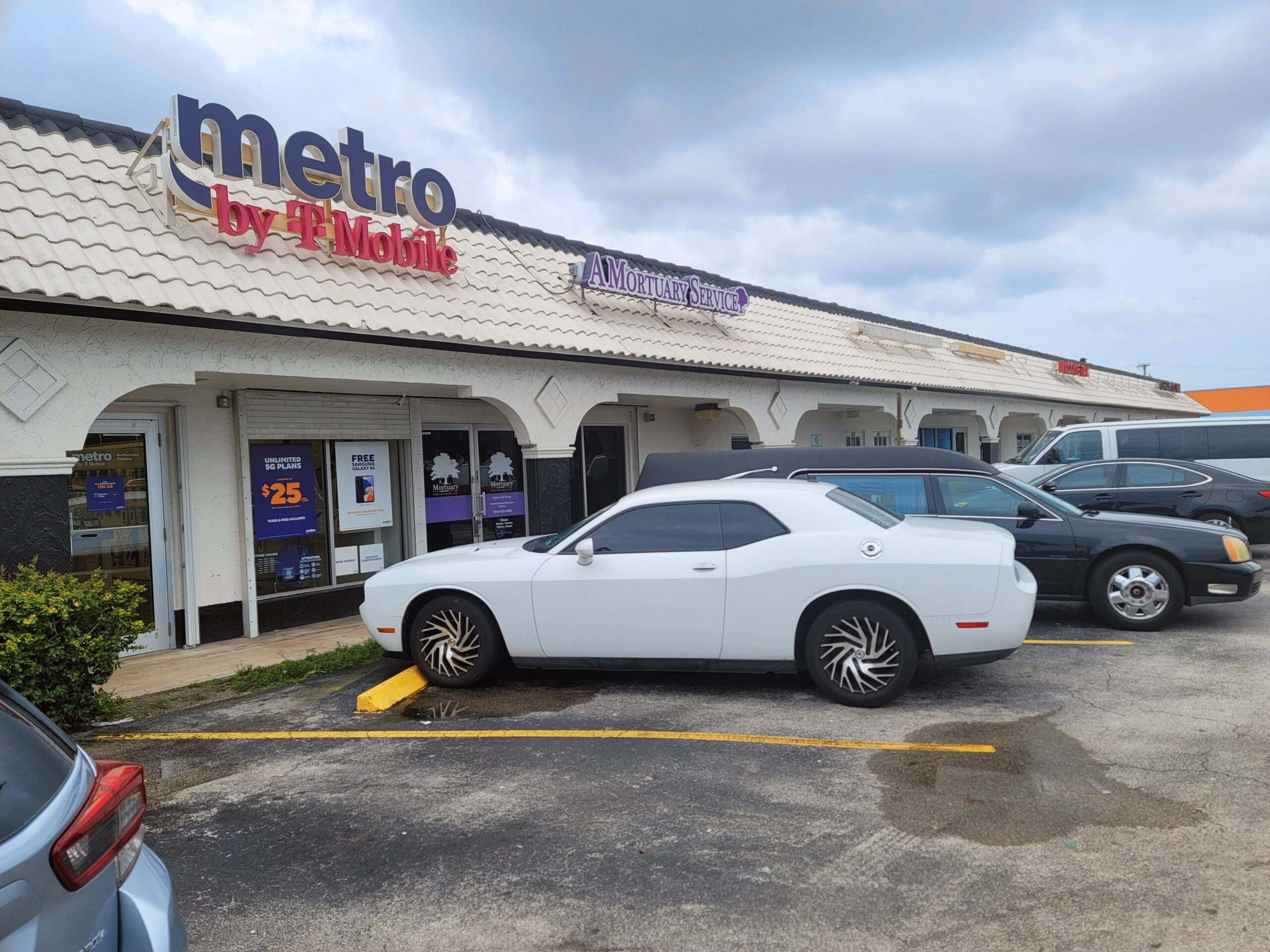 Oakland Park Plaza